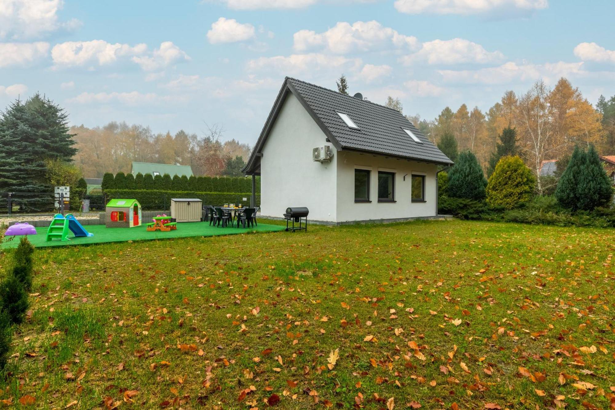 Dom Ostoya Wrzosowo - Ogrod, Plac Zabaw & Klimatyzacja By Noclegi Renters Radawka Екстериор снимка